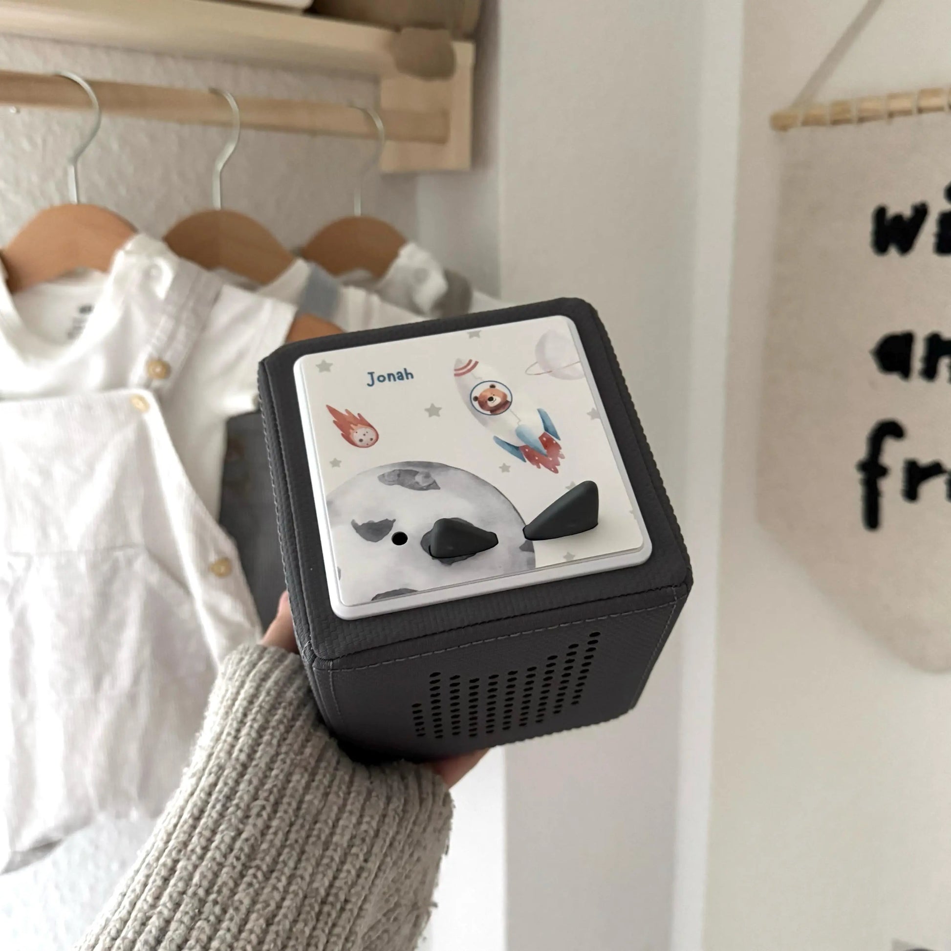 Toniebox Schutzfolie personalisiert Weltraum Hauniper